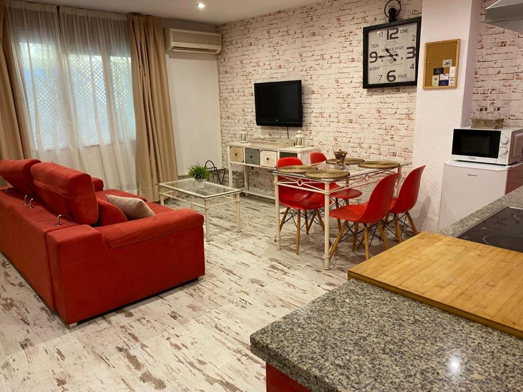 Apartamentos Sevilla Palace Экстерьер фото