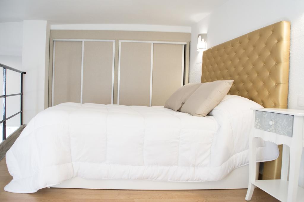 Apartamentos Sevilla Palace Экстерьер фото