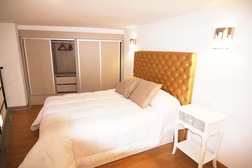 Apartamentos Sevilla Palace Экстерьер фото